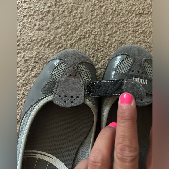 Puma Slip On Shoes - Picture 3 of 5